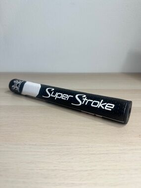 SuperStroke Traxion Flatso 3.0 Putter Grip - Black/White